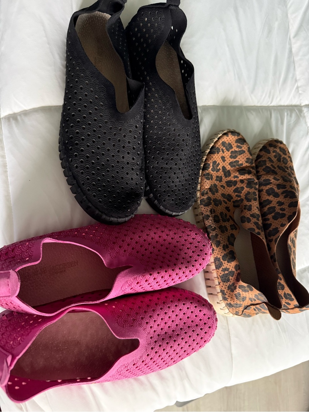 Ilse Jacobsen Pink and Black Perforated Slip-On Sneakers 3 pairs